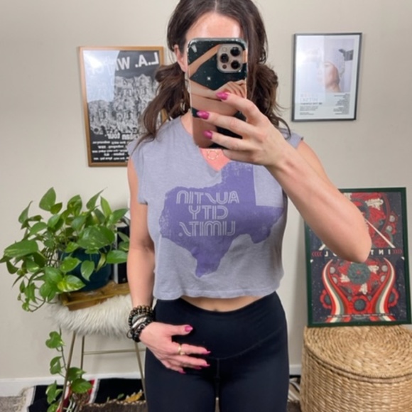 Austin City Limits • Muscle Crop Tank • Purple • M - Picture 1 of 9